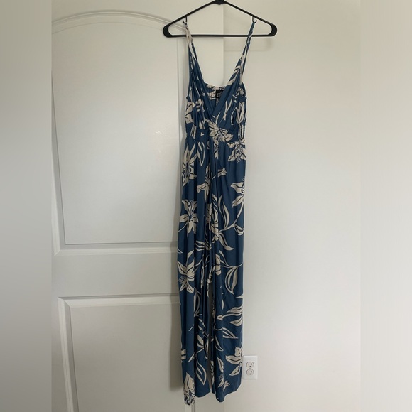 Dry Goods: Women's V Surplus Jumpsuit With Slit Leg - Picture 1 of 4